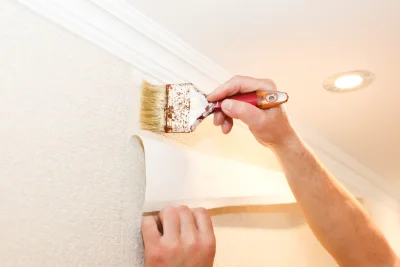 Pose de papier peint au Mesnil-Villement — revêtements muraux et toiles de verre
